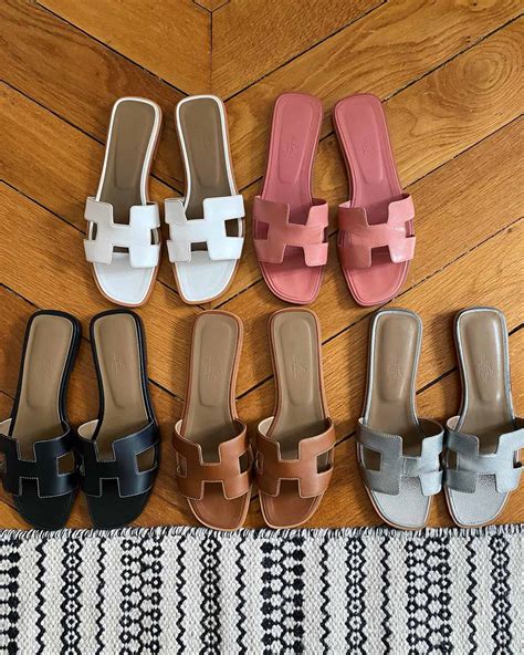 do hermes oran sandals fit wide feet|Hermes oran true to size.